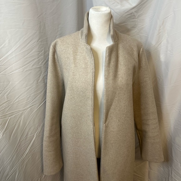 Zara Cream Trench Coat for Women - Picture 2 of 4